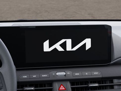 New 2025 Kia K4 LXS image 20