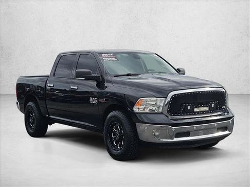 Used 2017 RAM 1500 Big Horn image 3