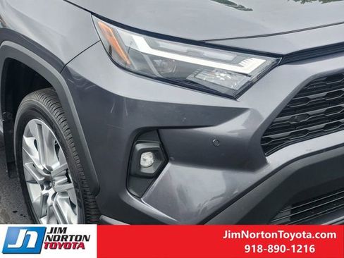 Used 2025 Toyota RAV4 XLE Premium w/ Weather Package AWD/4WD image 10