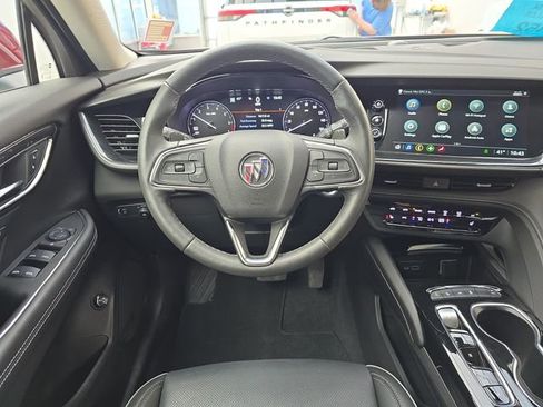 Used 2023 Buick Envision Essence image 13