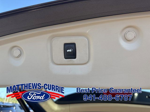 Used 2015 Nissan Pathfinder SL w/ Trailer Tow Package FWD image 14