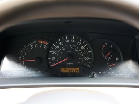 Used 2005 Toyota Corolla S image 27