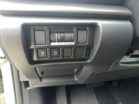 Used 2023 Subaru Crosstrek 2.0i Premium w/ Special Edition image 15