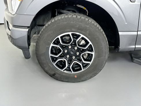 Used 2022 Ford F150 XLT w/ Equipment Group 302A High AWD/4WD image 29