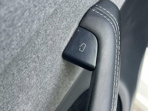 Used 2025 Tesla Model 3 Long Range RWD image 30
