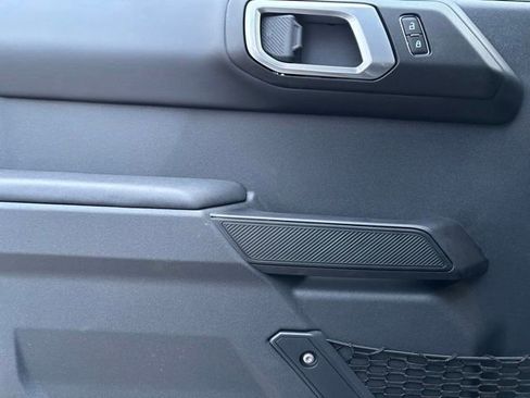 New 2025 Ford Bronco Badlands image 12