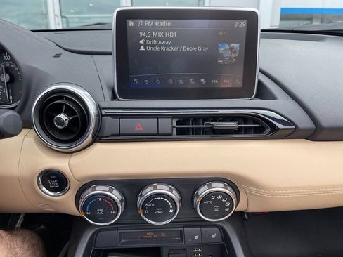 Used 2017 MAZDA MX-5 Miata Grand Touring RWD image 7