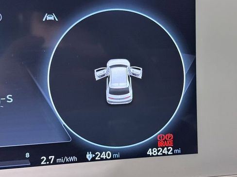 Used 2024 Hyundai Ioniq 5 SE RWD image 18