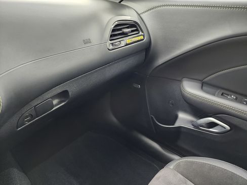 Used 2023 Dodge Challenger R/T Scat Pack RWD image 12