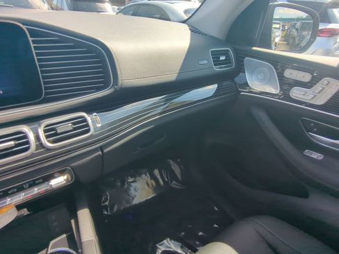 New 2026 Mercedes-Benz GLE 450 4MATIC Coupe image 4