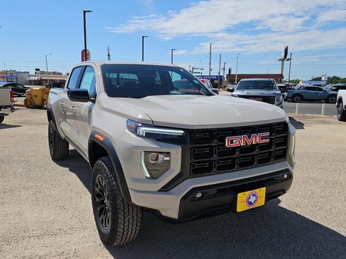 New 2026 GMC Canyon Elevation w/ Convenience Package RWD image 7