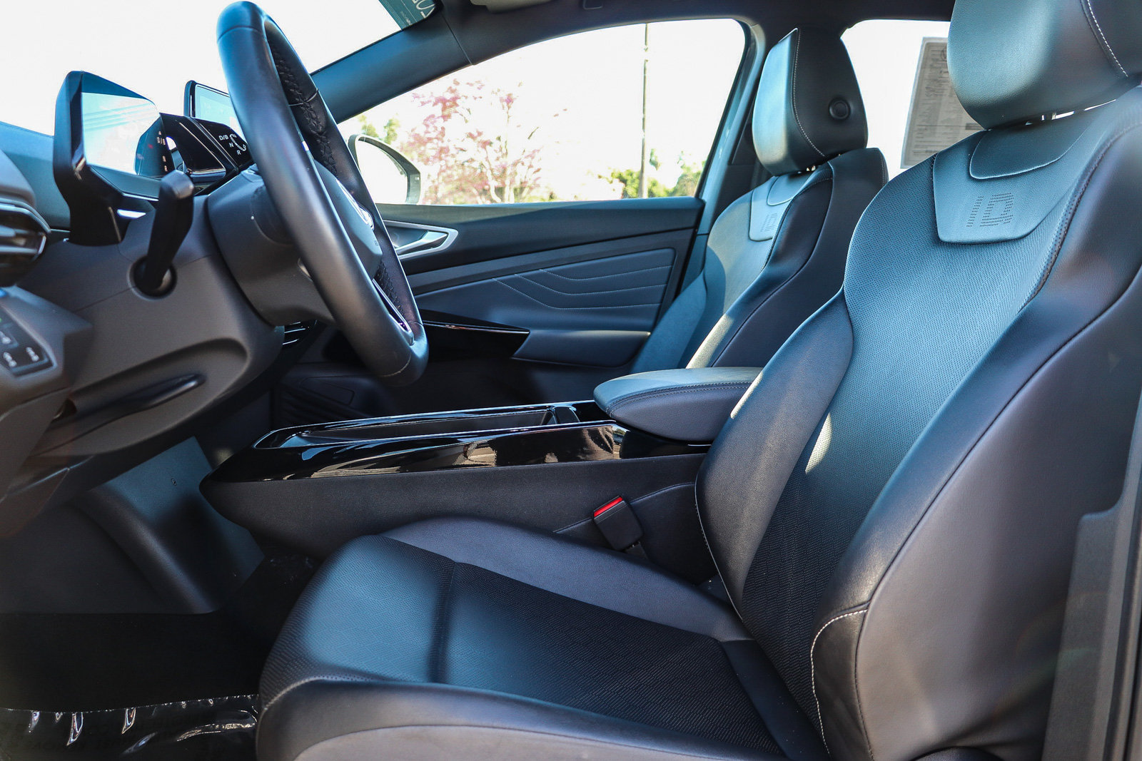 Used 2023 Volkswagen ID.4 Pro S RWD image 18