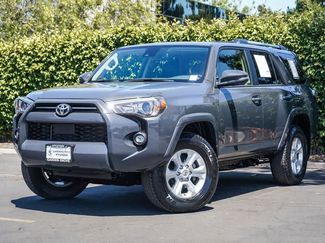 Used 2024 Toyota 4Runner SR5 Premium w/ Moonroof Package AWD/4WD video 1