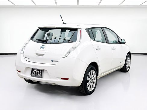 Used 2013 Nissan Leaf S image 4