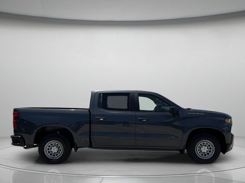 Used 2019 Chevrolet Silverado 1500 W/T w/ Trailering Package RWD image 2