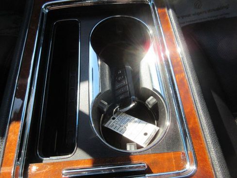 Used 2020 Lincoln Continental Reserve w/ Luxury Package image 26