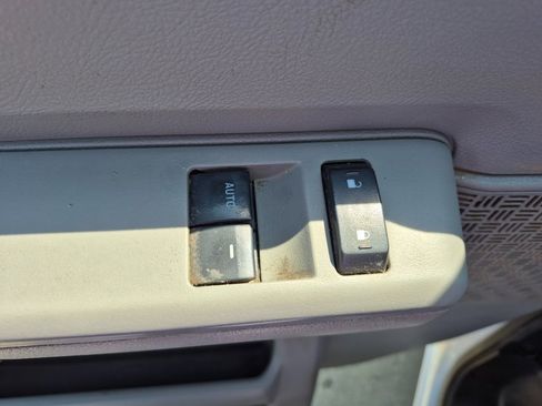 Used 2014 Ford E-350 and Econoline 350 Super Duty w/ Power Group image 14