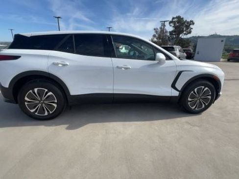 New 2026 Chevrolet Blazer EV LT FWD image 9