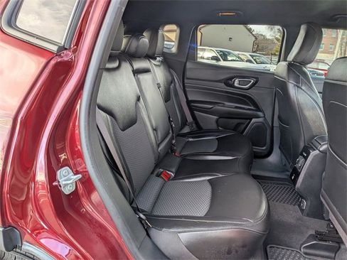 Used 2022 Jeep Compass Altitude w/ Convenience Group image 31