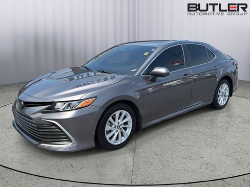 Used 2024 Toyota Camry LE FWD image 1