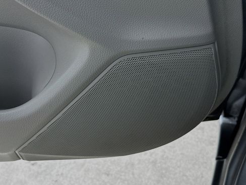 Used 2012 Honda Accord EX image 19