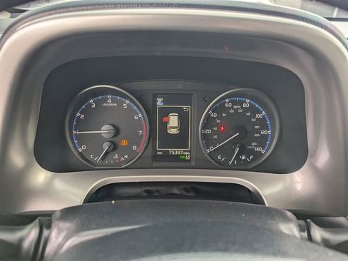 Used 2018 Toyota RAV4 XLE image 22