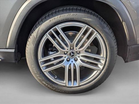 Used 2021 Mercedes-Benz GLS 450 4MATIC image 26