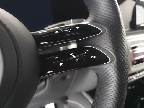 Used 2025 Mercedes-Benz G 550 image 13