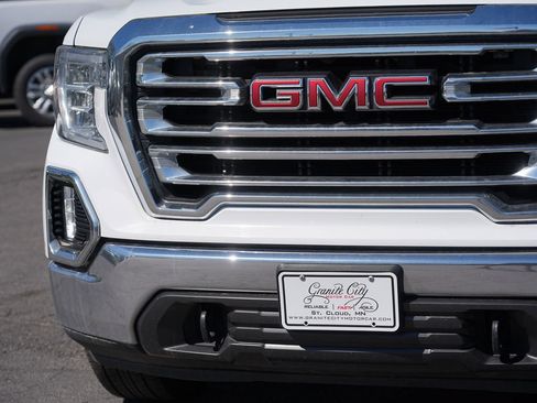 Used 2022 GMC Sierra 1500 SLT w/ SLT Premium Package AWD/4WD image 9