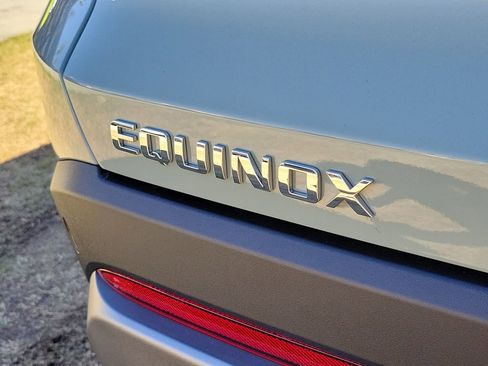 New 2026 Chevrolet Equinox LT image 7
