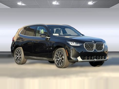 Used 2026 BMW X3 xDrive30i w/ Premium Package AWD/4WD image 7
