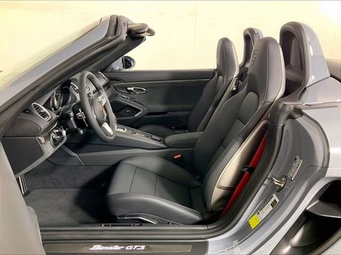 Used 2025 Porsche 718 Boxster GTS image 5
