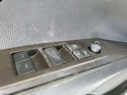 Used 2024 Toyota Camry SE FWD image 15