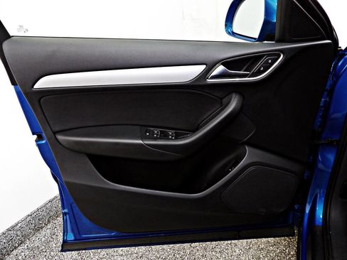 Used 2017 Audi Q3 2.0T Premium image 7