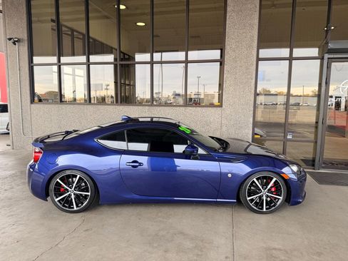 Used 2020 Toyota 86 GT image 33