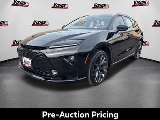 Used 2025 Toyota Crown Signia w/ Advanced Technology Package AWD/4WD 360° Tour
