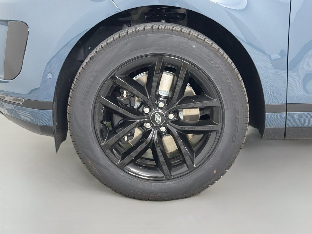 New 2026 Land Rover Range Rover Evoque S AWD/4WD image 33