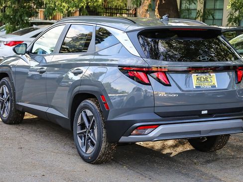 New 2026 Hyundai Tucson SEL image 8