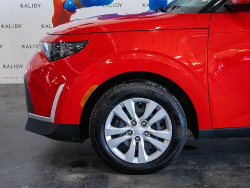 Used 2023 Kia Soul LX image 15