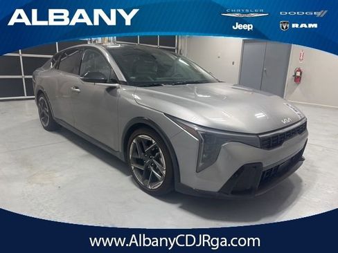 Used 2025 Kia K4 GT-Line w/ GT-Line Premium Package FWD image 1