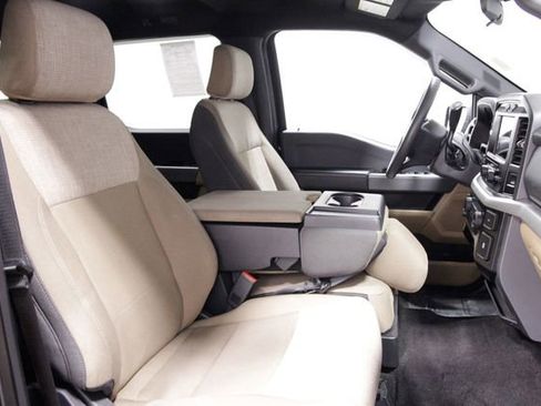 Used 2023 Ford F150 XLT image 13