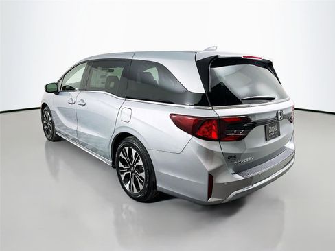 New 2026 Honda Odyssey Elite image 5