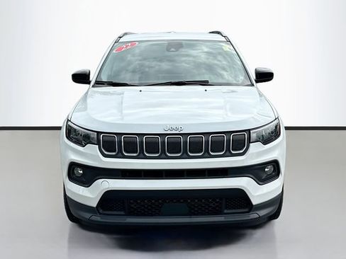 Used 2022 Jeep Compass Latitude AWD/4WD image 4