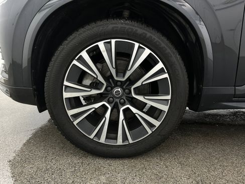 Used 2021 Volvo XC90 T5 Momentum w/ Advanced Package image 39