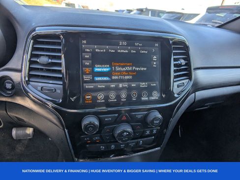 Used 2022 Jeep Grand Cherokee Laredo X image 27