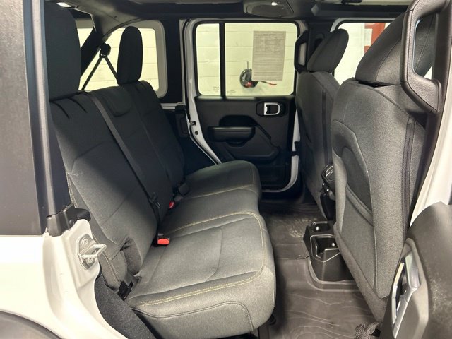 Used 2024 Jeep Wrangler Unlimited Sport AWD/4WD image 17