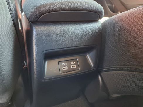 Used 2024 Toyota Corolla LE FWD image 11
