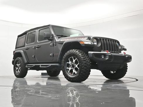 Used 2021 Jeep Wrangler Unlimited Rubicon AWD/4WD image 39