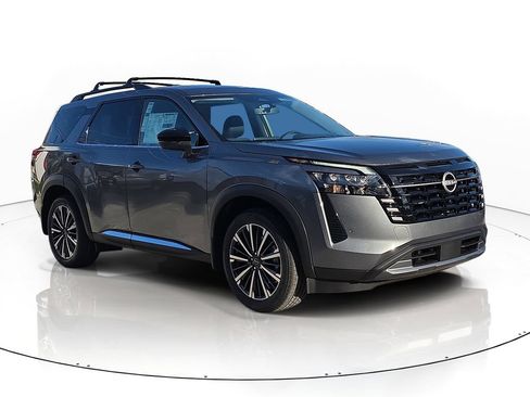 New 2026 Nissan Pathfinder Platinum w/ Cargo Package AWD/4WD image 1