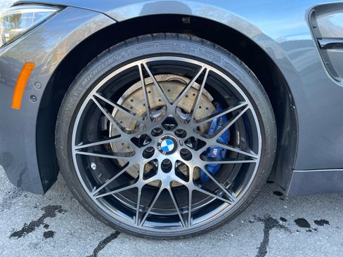 Used 2018 BMW M4 Convertible RWD image 8
